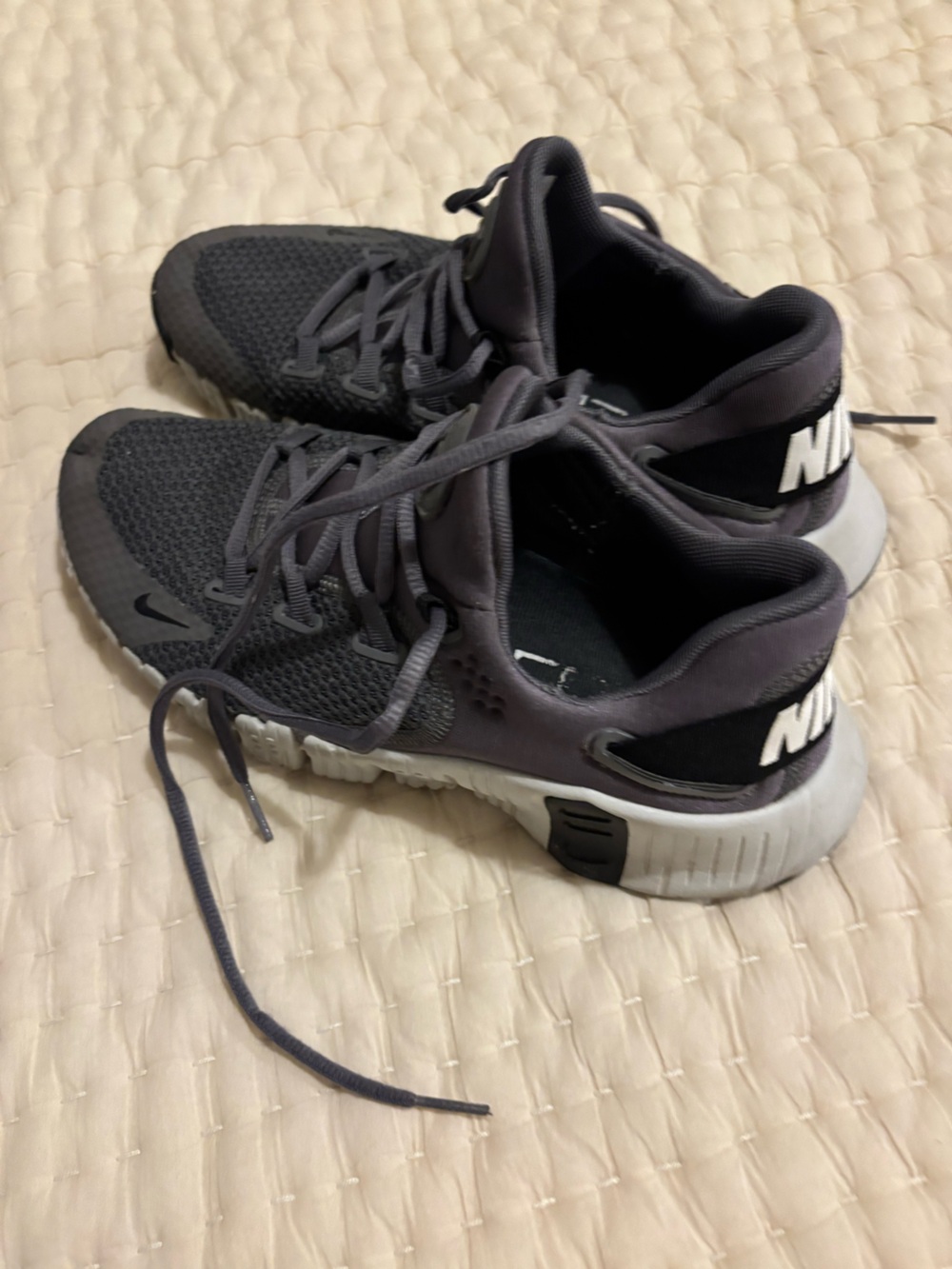 Nike Ladies  Grey Athletic Running Shoes